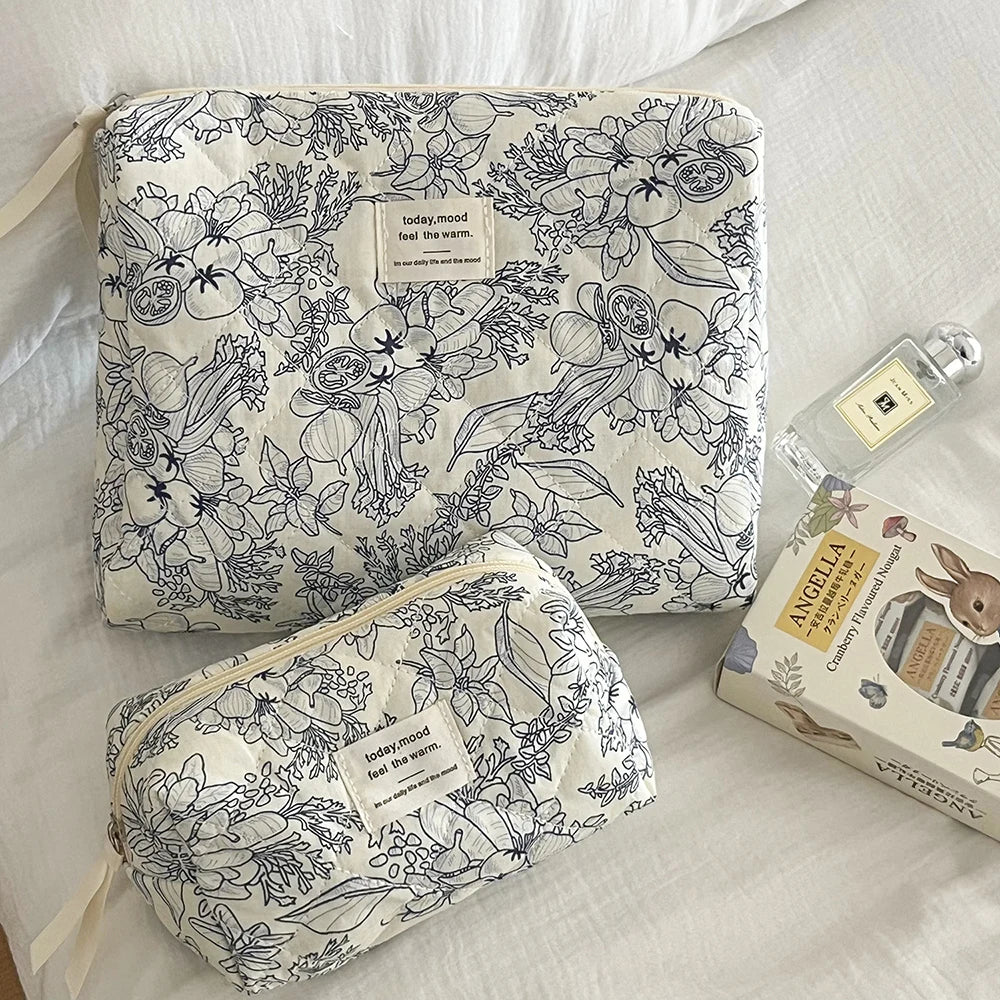 Vintage loral Cosmetic Travel Bag